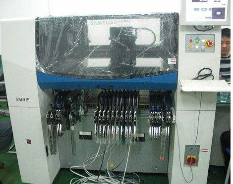 SMT Pick And Place Machine Used New SAMSUNG  18500CPH